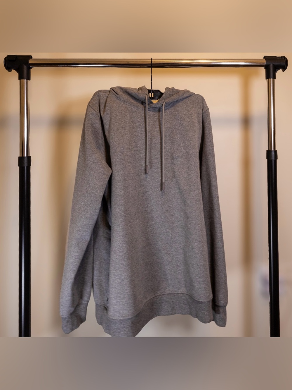 Cuts clothing sweatshirt large